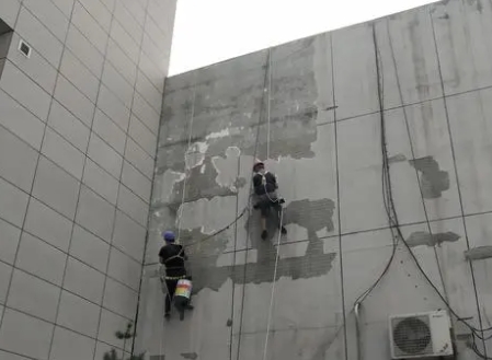 滦南楼顶漏水维修公司分享下滦南外墙防水的注意事项